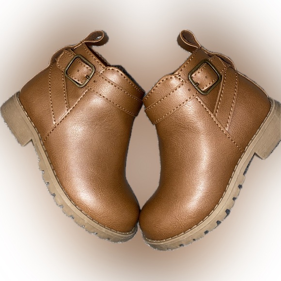 Toddler Booties Bundle, size 6C - Picture 2 of 7